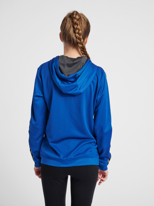 hmlAUTHENTIC POLY ZIP HOODIE WOMAN, TRUE BLUE, model