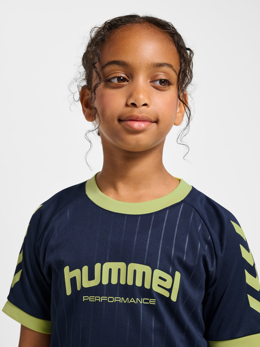 hmlJR GOAL STRIPE T-SHIRT S/S, DRESS BLUES, model