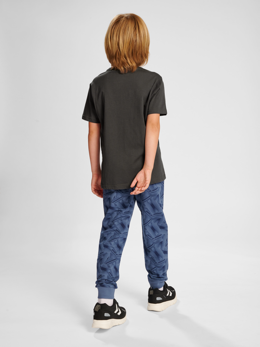 hmlSOFUS T-SHIRT S/S, 1525, model