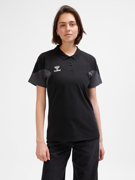 hmlTRAVEL POLO WOMAN, BLACK, model