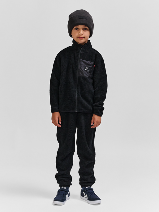 hmlATLAS FLEECE ZIP JACKET, BLACK, model