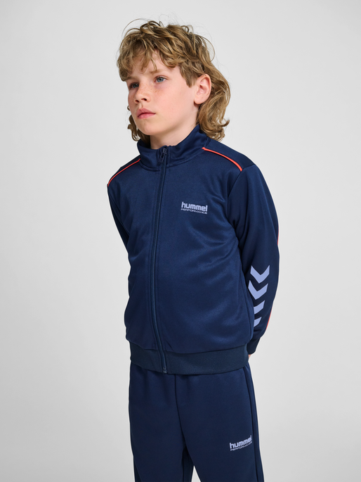 hmlJR TRACKSUIT, DRESS BLUES, model