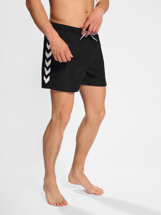 hmlLGC FRANK BOARD SHORTS, BLACK, model