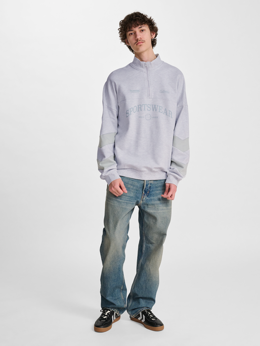 hmlOVERSIZED HALFZIP SW, LIGHT GREY MELANGE, model