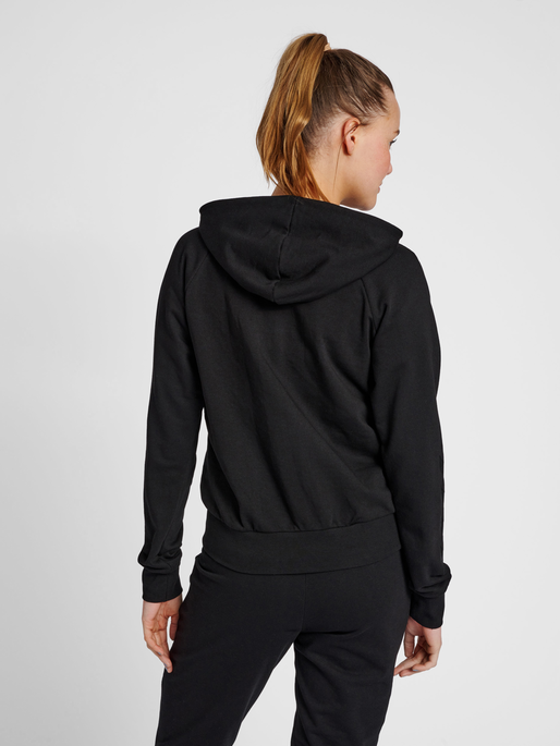 hmlNONI 2.0 ZIP HOODIE, BLACK, model