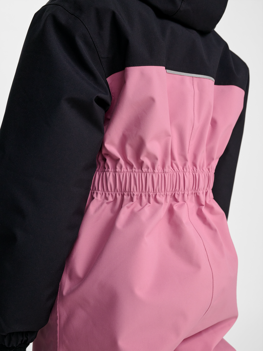 hmlJR BLOCK SNOWSUIT WP, POLIGNAC, model