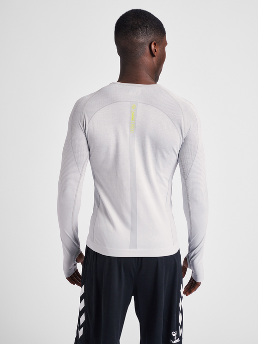 hmlGG12 TRAINING SEAMLESS L/S, ALLOY MELANGE, model