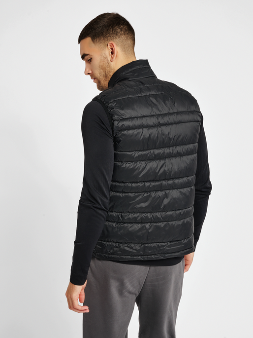 hmlPAX PUFF WAISTCOAT, 2001, model