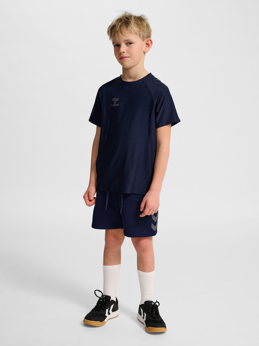 hmlCIMA 2.0 JERSEY S/S KIDS, MARINE MELANGE, model