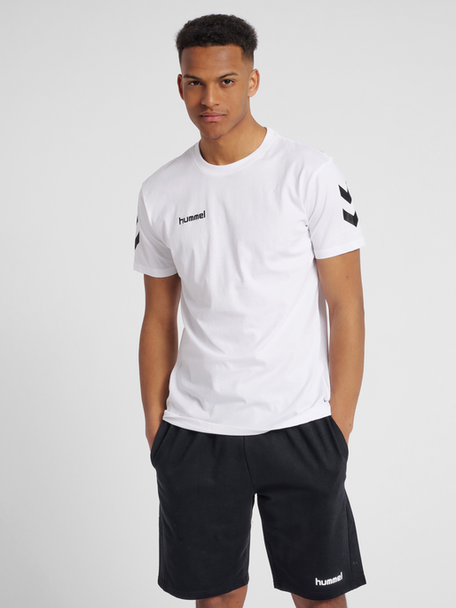 HMLGO COTTON T-SHIRT S/S, WHITE, model