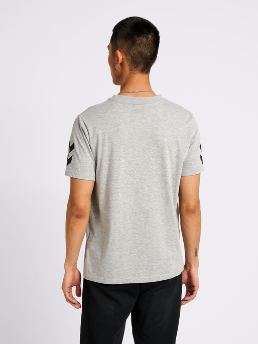 hmlHIVE COTTON TEE, 2006, model