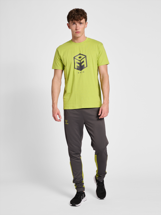 hmlOFFGRID COTTON JERSEY S/S, 6059, model