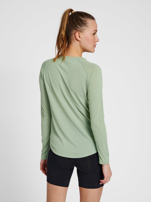 hmlMT VANJA T-SHIRT L/S, LILY PAD, model
