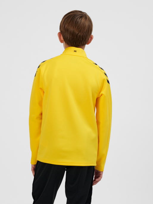 hmlCORE XK POLY ZIP SWEAT KIDS, SPORTS YELLOW, model