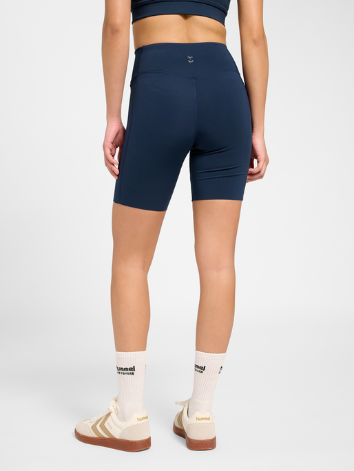 hmlPRIMA HW SHORT TIGHTS, DRESS BLUES, model