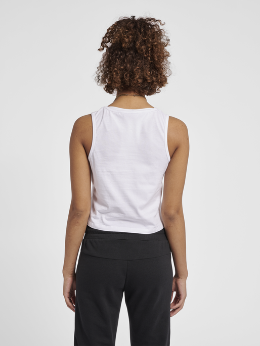 hmlIC TEXAS CROPPED TANKTOP, 9073, model