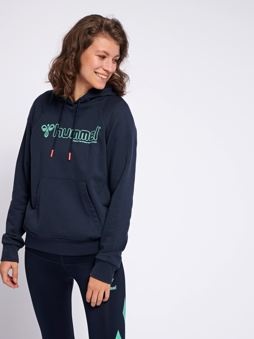 hmlNONI HOODIE, 1009, model
