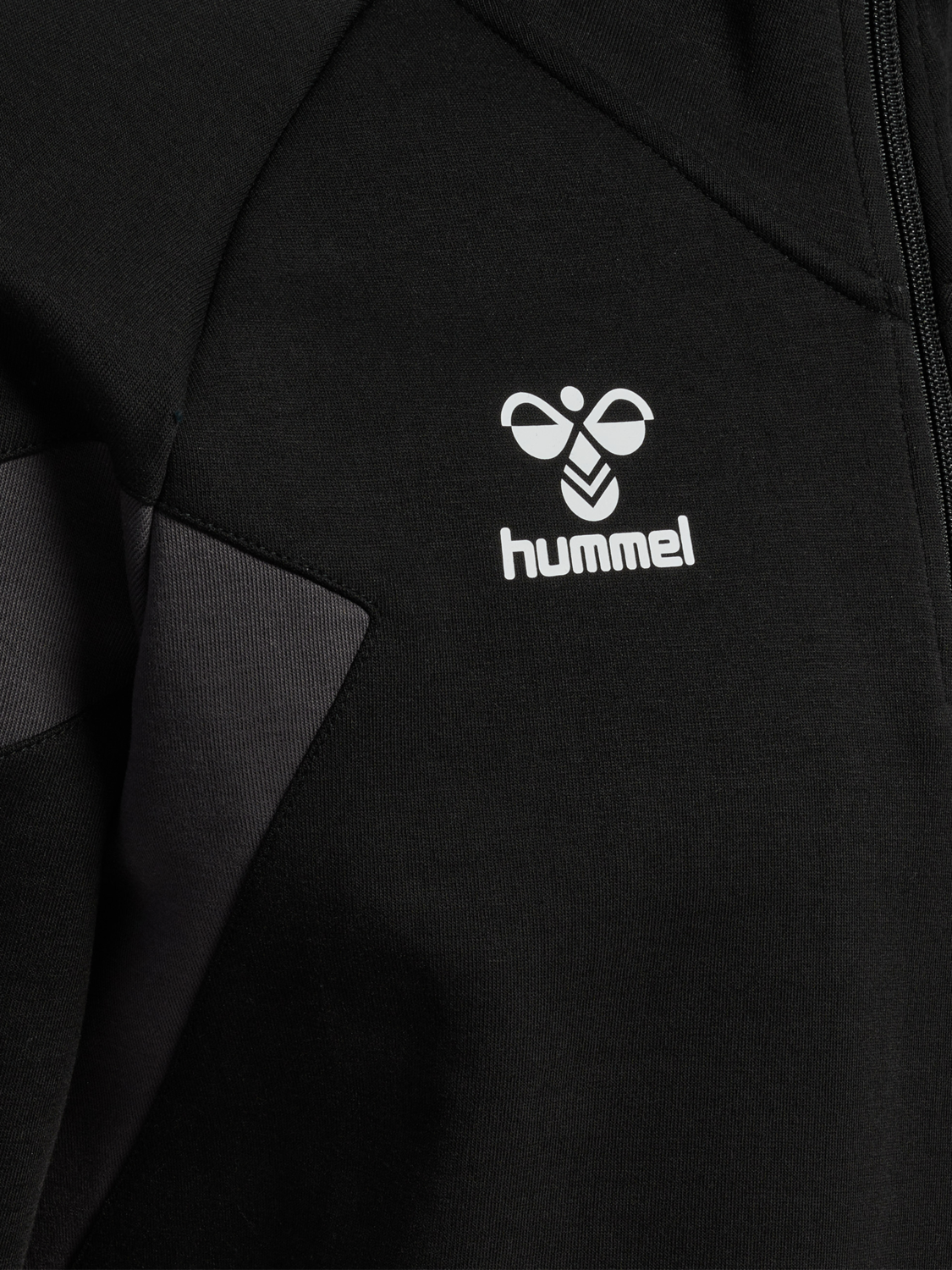 hmlTRAVEL HALF ZIP SWEAT, BLACK, packshot