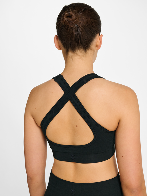 hmlHIIT SEAMLESS V SHAPE PADDED BRA, BLACK, model