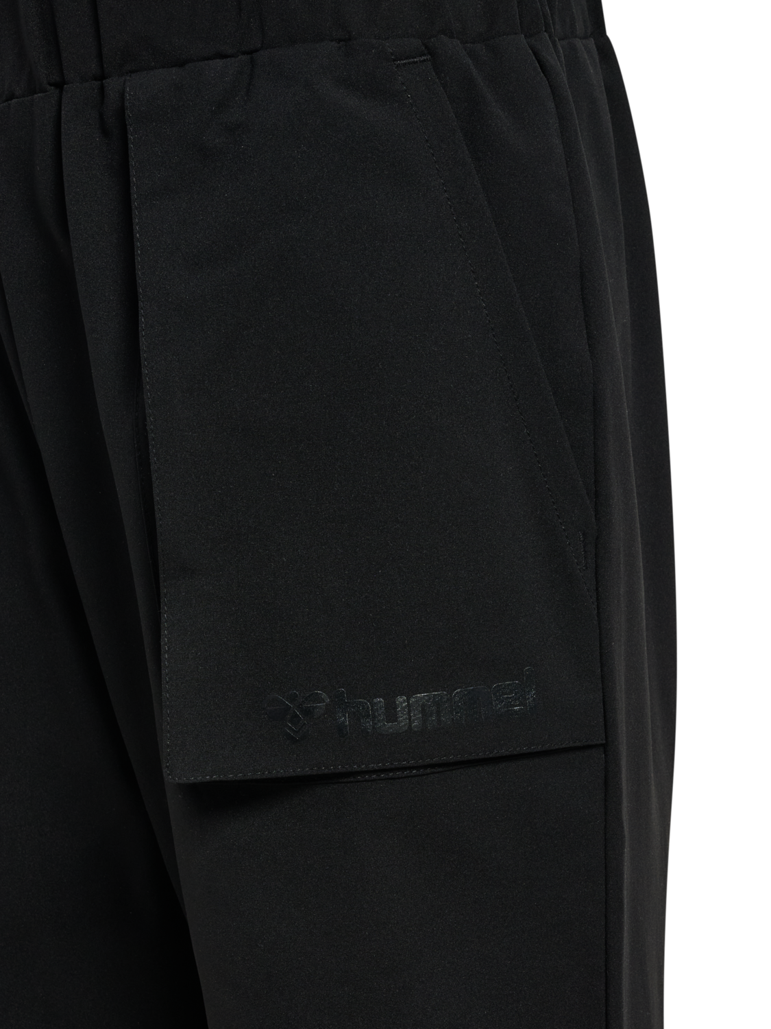 hmlJR STREET TRACKSUIT CARGO PANTS, BLACK BEAUTY, packshot