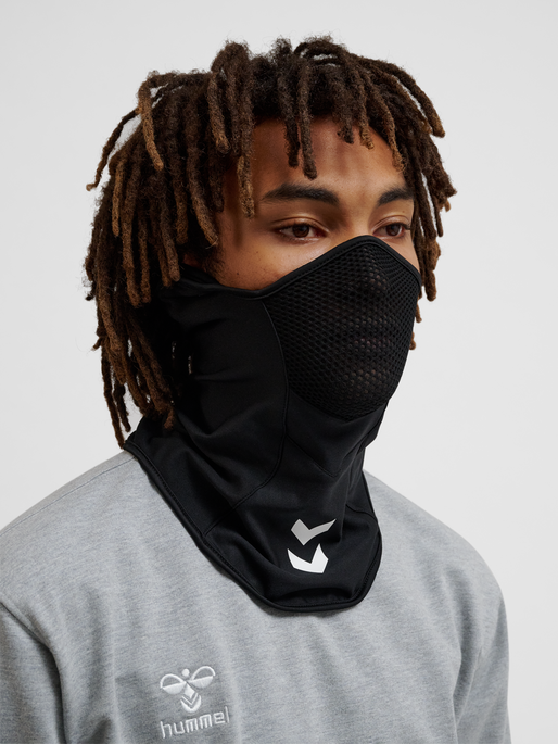 hmlPRO NECK TUBE, BLACK, model