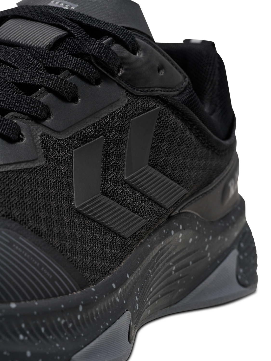 REACH TR CORE, BLACK/BLACK, packshot