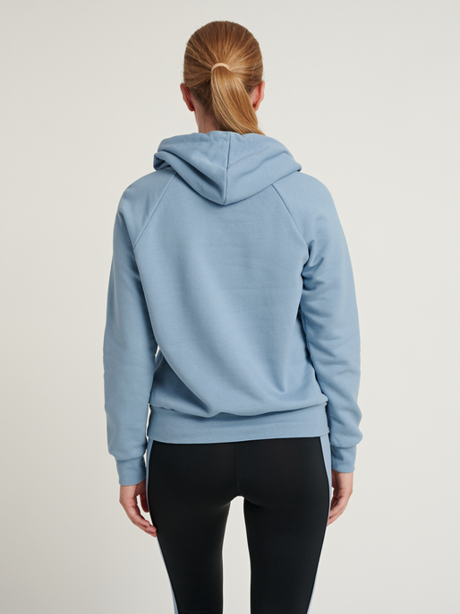 hmlNONI HOODIE, 7986, model