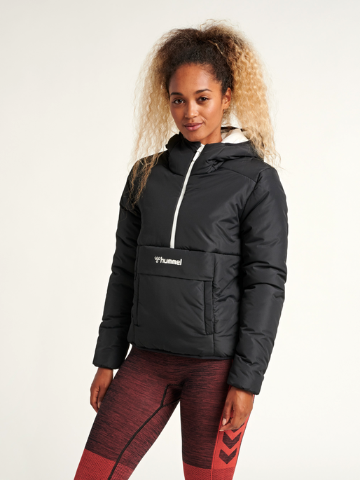 hmlGILL HALF ZIP JACKET, 2001, model