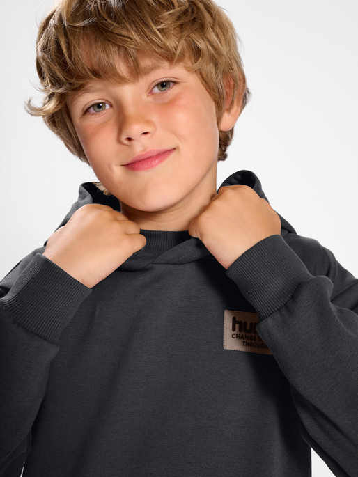 hmlDARE HOODIE, 1525, model