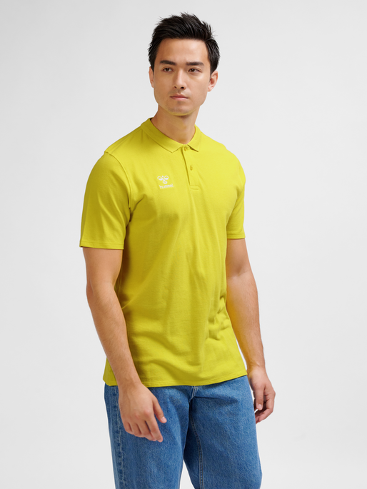 hmlGO 2.0 POLO, BLAZING YELLOW, model