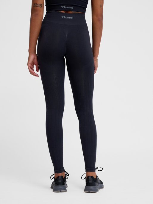 hmlMT DEFINE SEAML SCRUNCH TIGHTS, BLACK, model