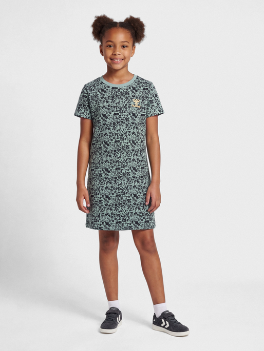 hmlMEJSE DRESS S/S, CHINOIS GREEN, model