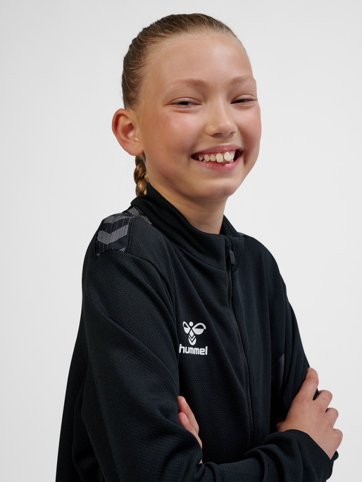 hmlAUTHENTIC PL ZIP JACKET KIDS, BLACK, model