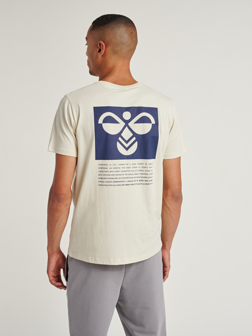 hmlMILO T-SHIRT, 9804, model