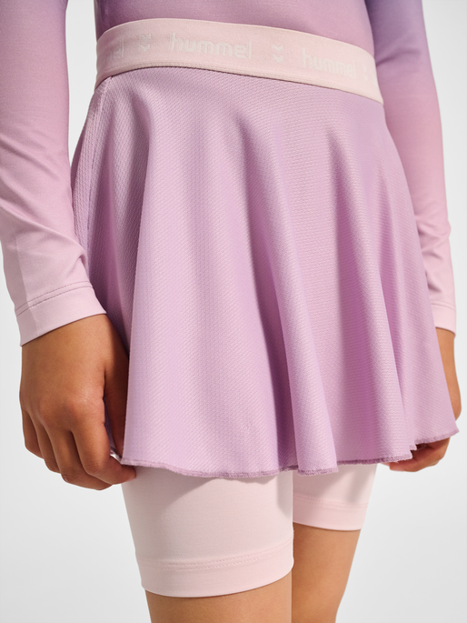 hmlJR GYM SKIRT TIGHTS, LAVENDER MIST, model