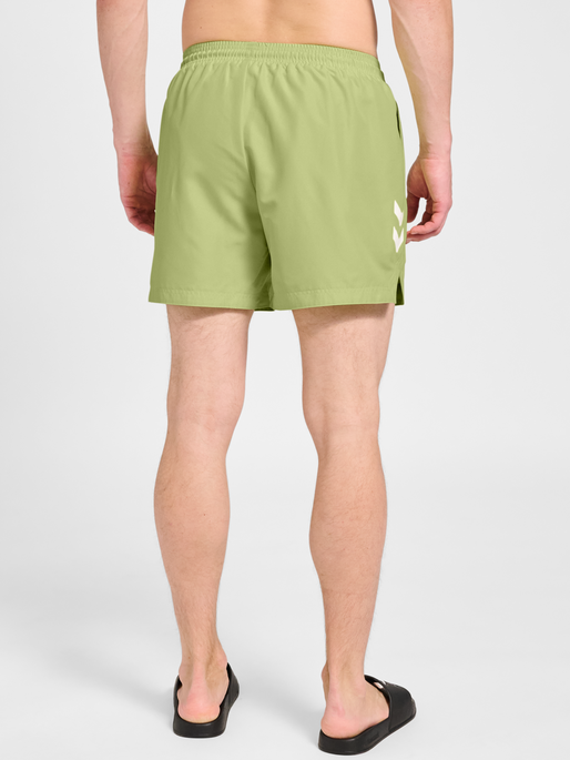 hmlPULSE SWIM SHORTS, SHADOW LIME, model