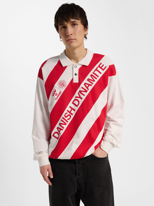 DBU 26 FAN DYNAMITE TEE LS, WHITE/TANGO RED, model