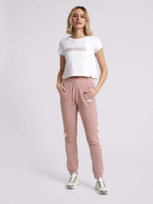 hmlLEGACY WOMAN CROPPED T-SHIRT, 9001, model