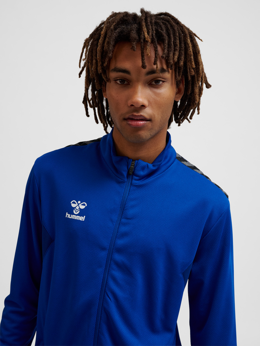 hmlAUTHENTIC PL ZIP JACKET, TRUE BLUE, model