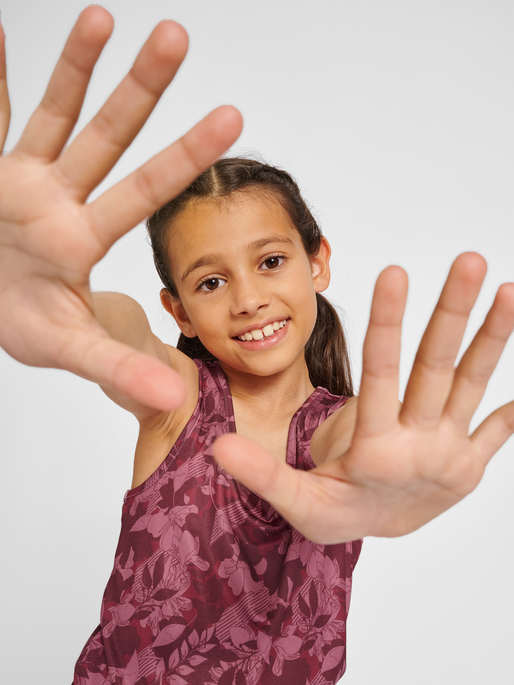 hmlNANNA TOP, DECO ROSE, model