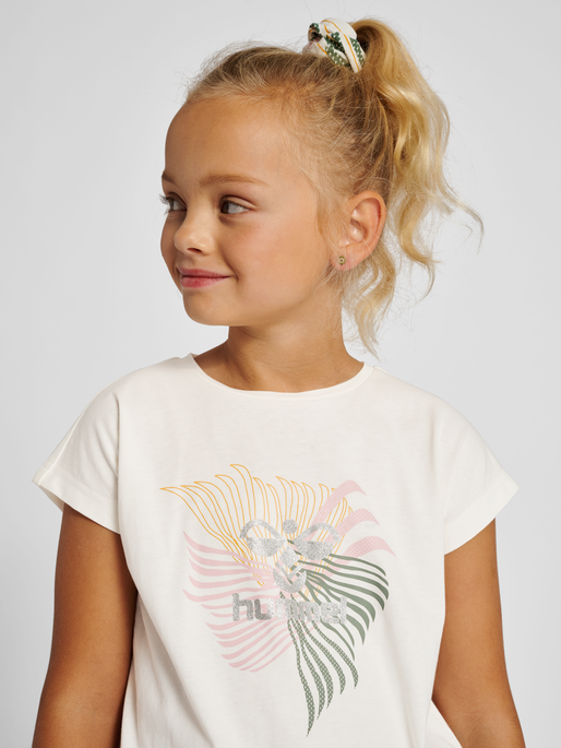 hmlLYDIA T-SHIRT S/S, MARSHMALLOW, model