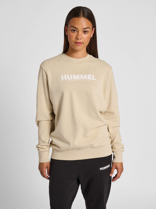 hmlLEGACY SWEATSHIRT, PUMICE STONE, model