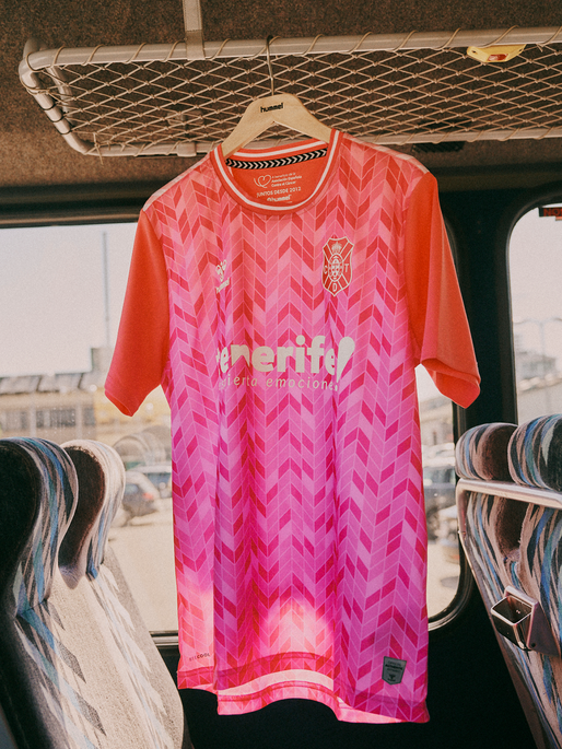 CDT 23/24 3RD JERSEY S/S, HOT PINK, model