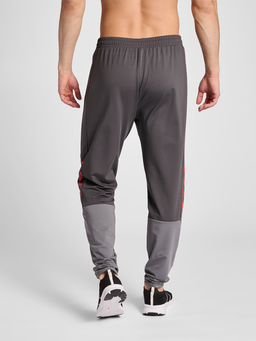 hmlPRO GRID GK SWEATPANTS, FORGED IRON/QUIET SHADE, model