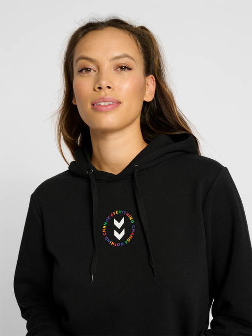hmlEVERYTHING NOTHING HOODIE, BLACK, model