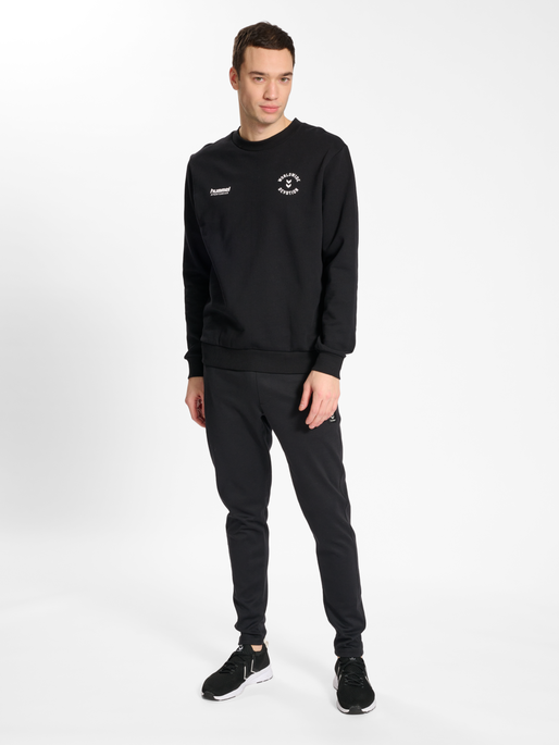 hmlLGC DEVOTION SWEATSHIRT, 2001, model