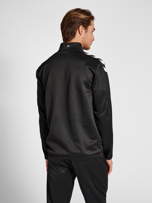hmlCORE XK HALF ZIP POLY SWEAT, BLACK, model