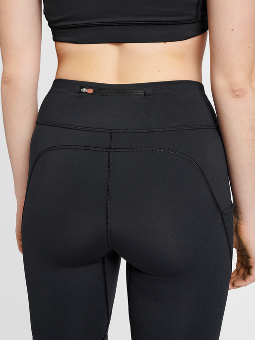 WOMEN HW SPRINTER, BLACK, model