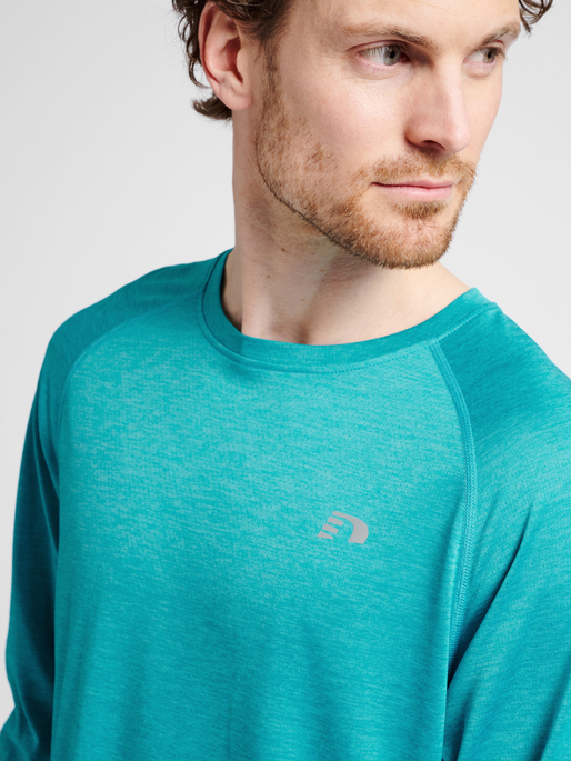 MEN RUNNING L/S, CAPRI BREEZE MELANGE, model