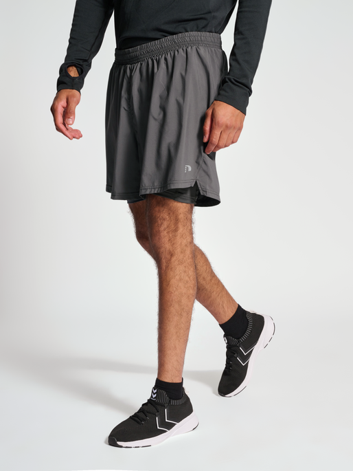 MEN 2-IN-1 RUNNING SHORTS, 2162, model